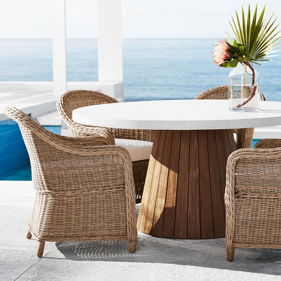 Williams sonoma deals round dining table