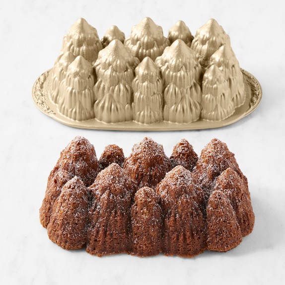 Nordic Ware 3D Holiday Christmas Tree Cake Pan Mold Williams Sonoma Heavy  Duty