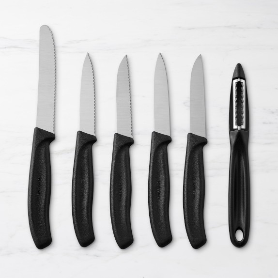 WÜSTHOF Classic 3 1/2 Fully-Serrated Paring Knife