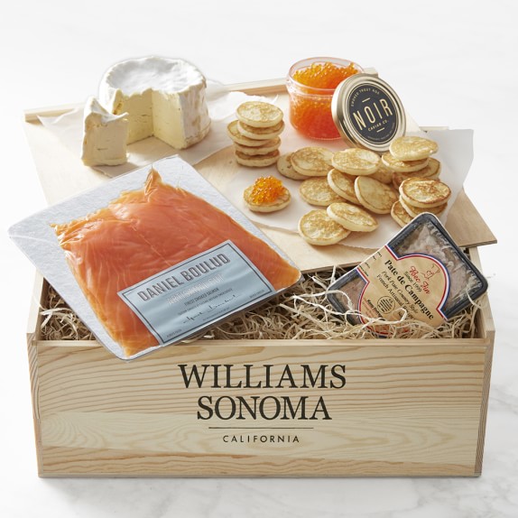 Williams Sonoma Disney Mickey & Minnie Mouse™ Gift Crate