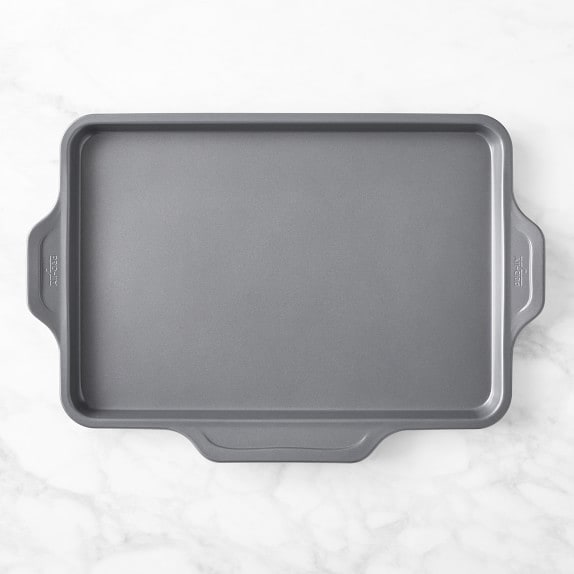 USA Pan Bakeware Jelly Roll Pan, Warp Resistant Nonstick Baking Pan, Made  in the USA from Aluminized Steel