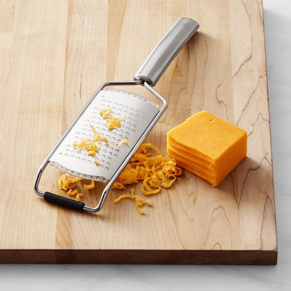  Zyliss Professional Cheese Grater, NSF Certified - Rotary  Cheese Grater - Handheld Cheese Grater with Handle - Vegetable, Chocolate,  Hard Cheese & Nut Grater - White : Everything Else