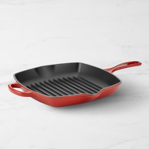 25 cm Dia. Cast Iron Frying Pan with Matte Black Enamel Coating– Thermal  Resistant Silicone holders included. Ideal for both Indoor & Outdoor use,  Oven Safe. – La Cuisine
