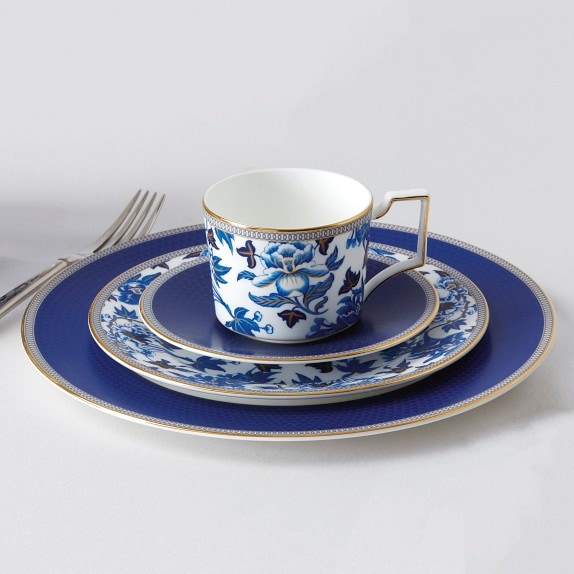 Wedgwood Wild Strawberry 5-Piece Dinnerware Set | Williams Wedgwood Wild Strawberry 5-Piece Dinnerware Set | Williams