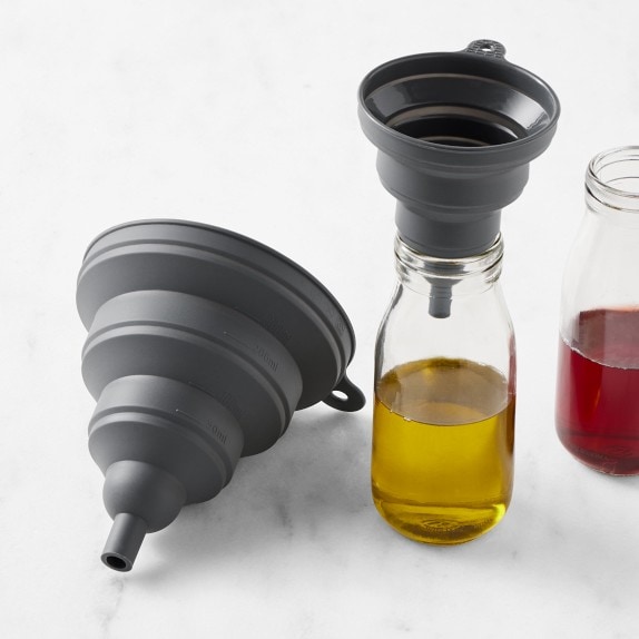 Williams Sonoma Silicone Pour Spout