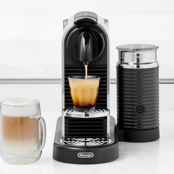 Nespresso Essenza Mini エスプレッソマシン Nespresso by Breville Black Essenza Mini Espresso Machine +