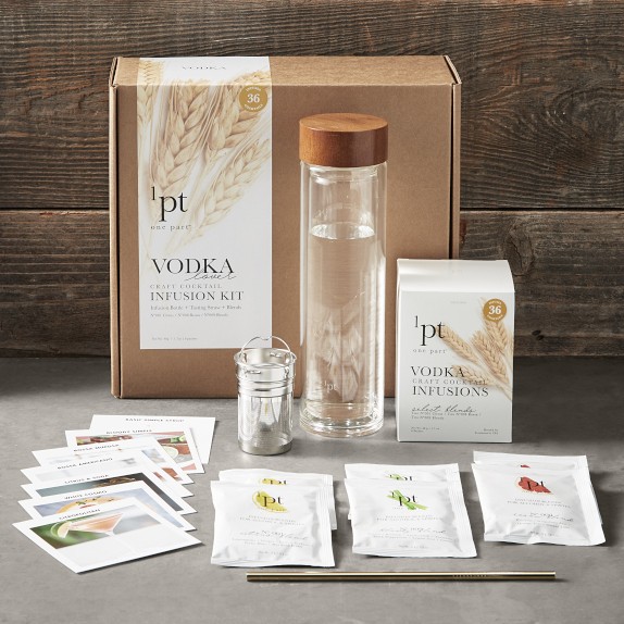 ウィリアムズソノマ　手づくりカクテルキット　スパイスカクテルキット　ギフトにも❤︎ Williams Sonoma Merry & Bright Cocktail Trio | Williams Sonoma