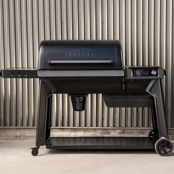 Traeger Woodridge™ Pro Pellet Grill