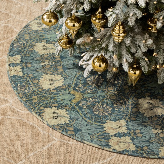 Morris & Co. x Williams Sonoma Home Honeysuckle Tulip Tree Skirt