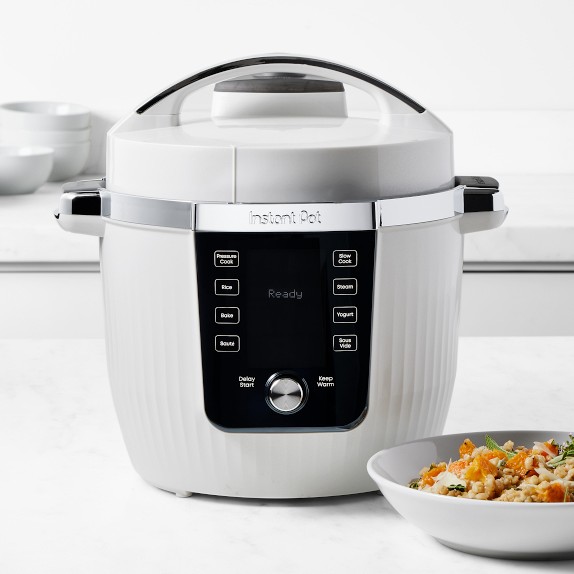 Multi Pressure Cooker ホワイト Instant Pot Duo Plus V4 Pressure Cooker, 6-qt | Williams Sonoma