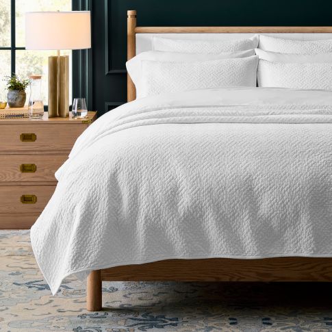 Quilts, Coverlets &amp; Blankets